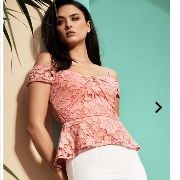 ♡  GUESS Marciano Pink Lace Open Shoulder Short-Sleeve Peplum Top - Size XS, 0 ♡ - Picture 4 of 10